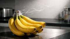 Bananen länger frisch halten: warum Folie um die Krone wirklich hilft